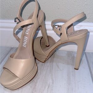 Gianni Bini Heels
